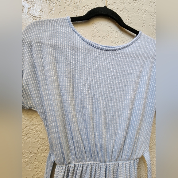 Caution to the wind dress, size Medium,  color blue - Picture 4 of 10